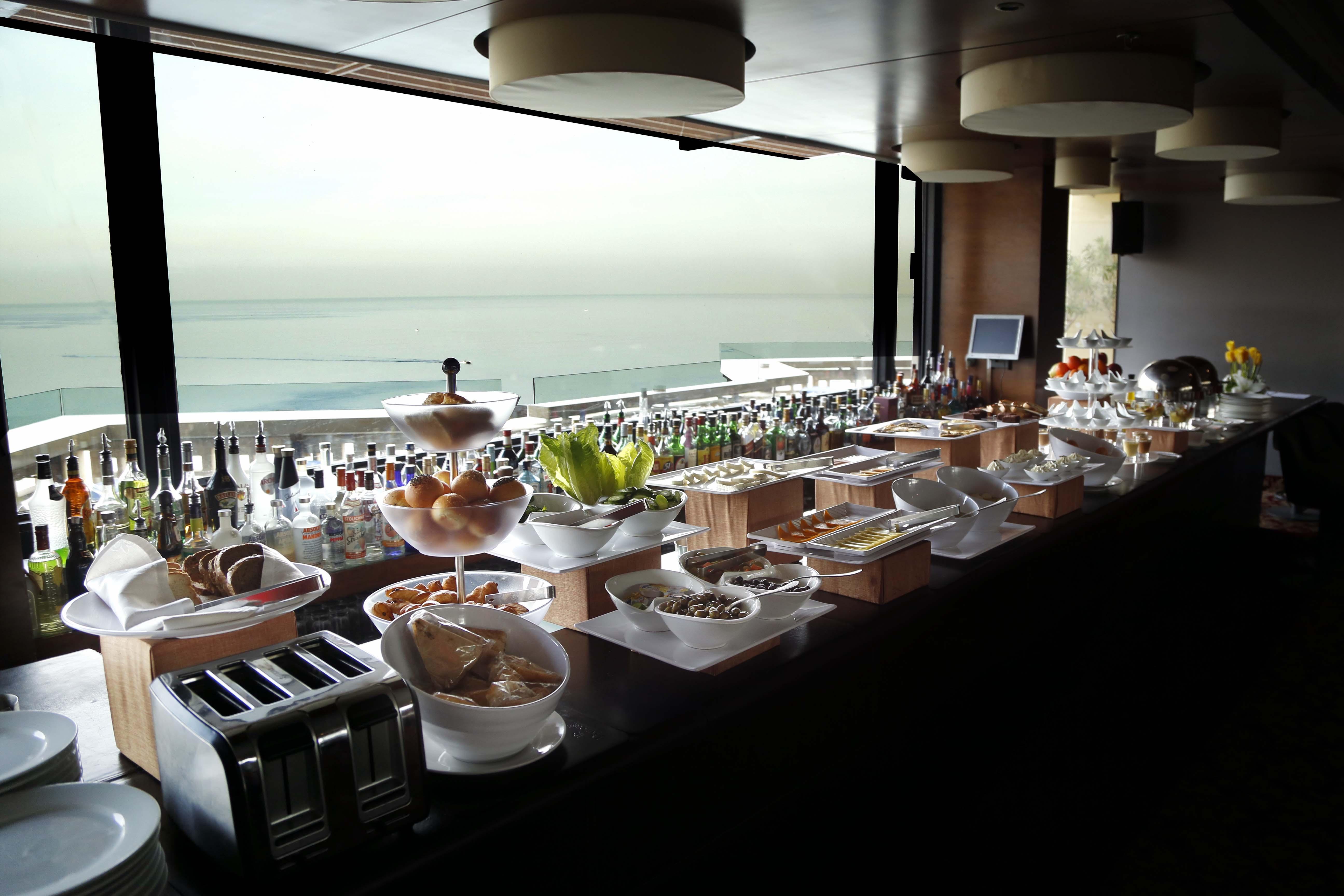 Bayview Hotel Бейрут Екстериор снимка