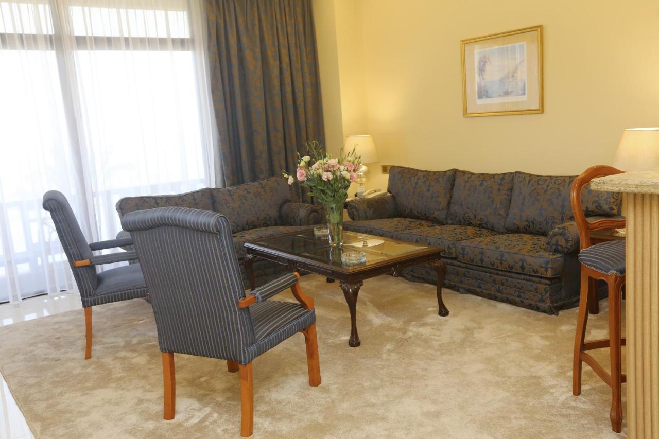 Bayview Hotel Бейрут Екстериор снимка